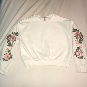 Cropped crewneck sweater from Forever 21